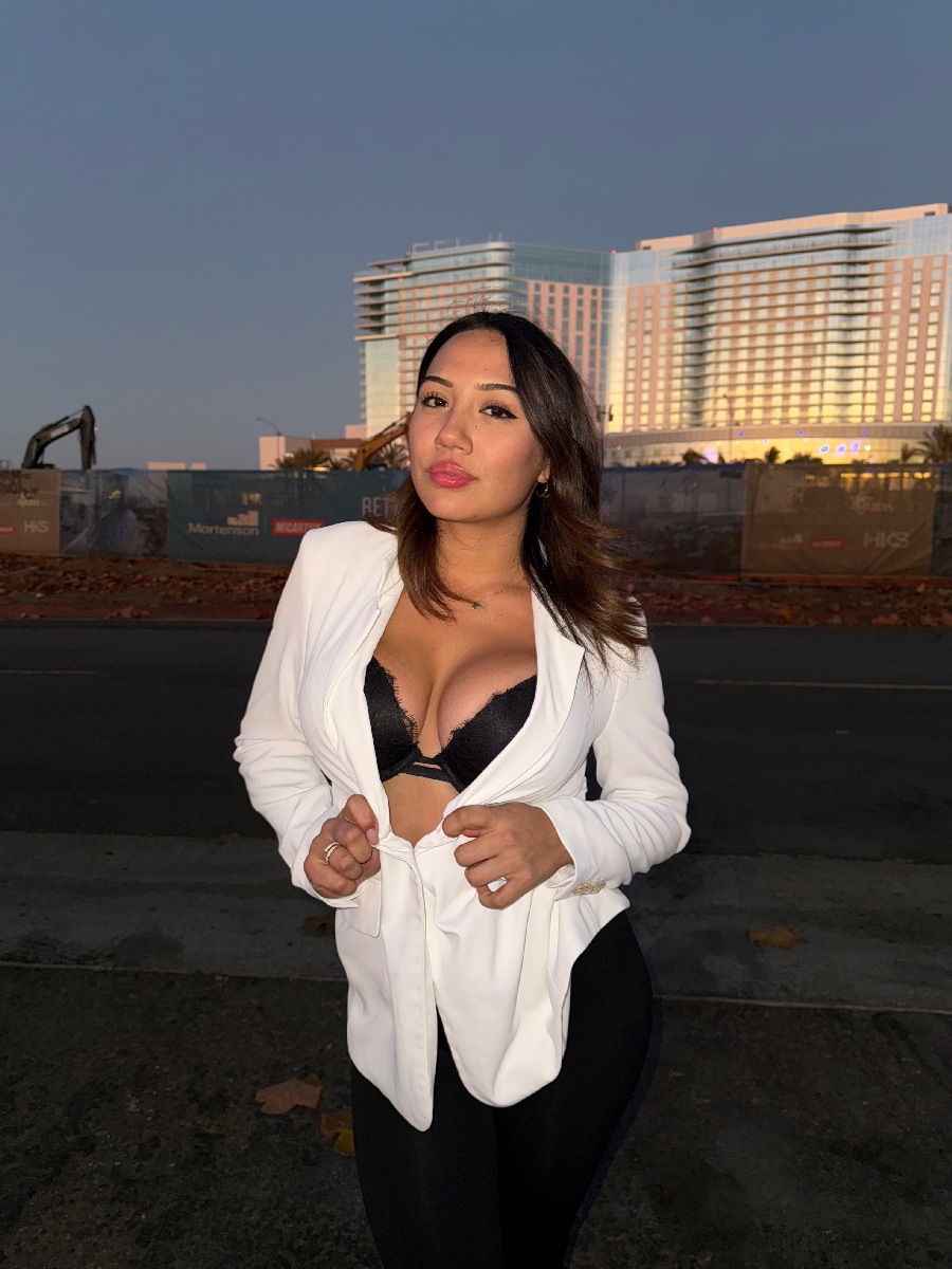 Take a pause and enjoy Ali Cruz — streaming from Urmia