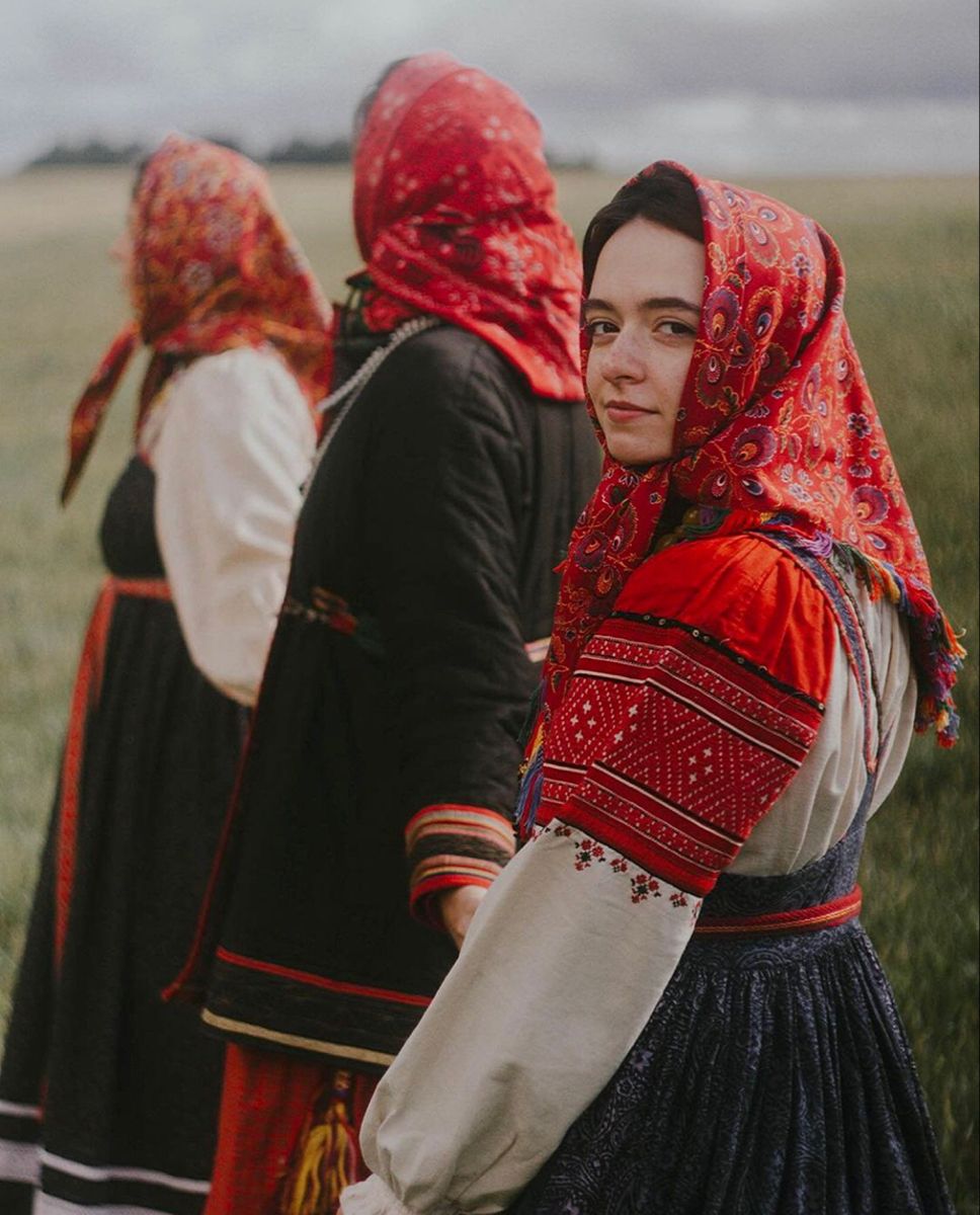 Women in Slavic costumes in Urmia