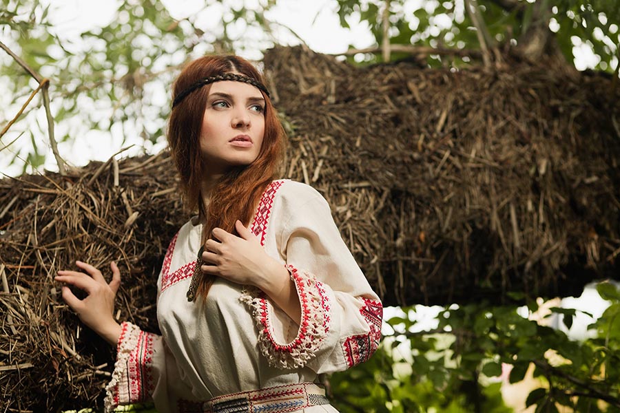 Women in Slavic costumes in Urmia