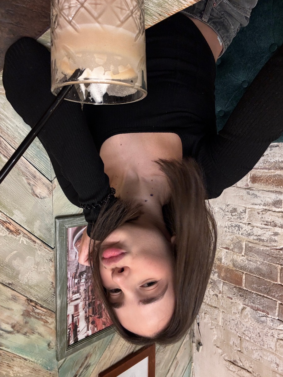 Fresh photos, fresh mood — Tina online in Urmia